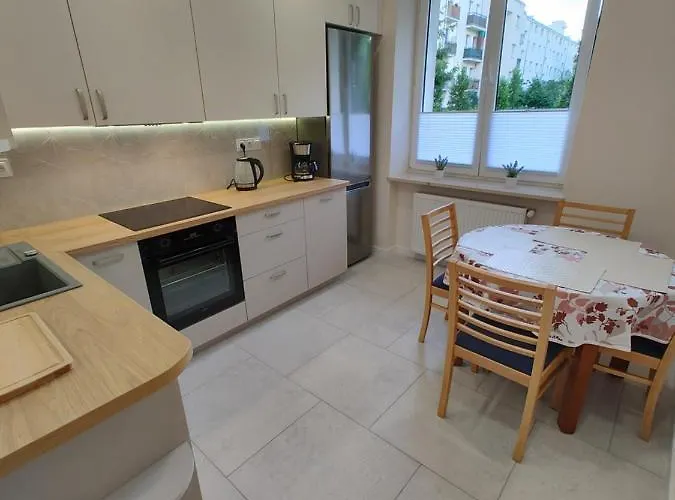 Apartament Chelmska 24 *