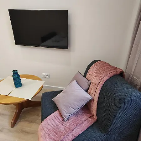 Apartament Chelmska 24 *